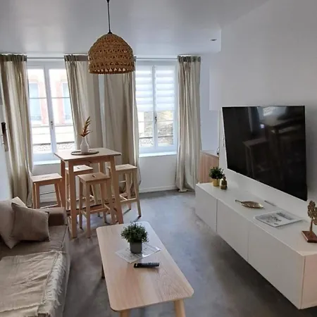 Le Balinais , En Hyper Centre Rue Au Calme Avec Parking Apartamento Cherbourg-en-Cotentin Exterior foto
